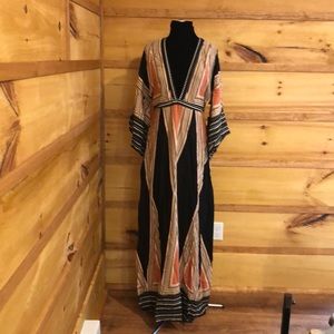 Kimono sleeve, plunging neckline Maxi Dress